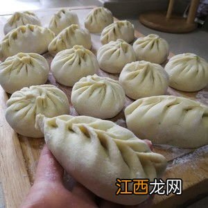 素馅发面包子什么馅