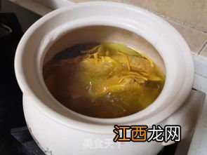 虫草炖排骨什么时候放