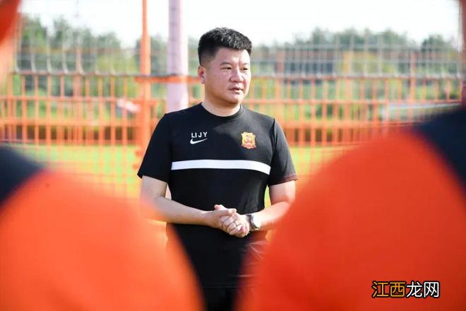 李金羽:有外援不辞而别 能走到哪天我也不确定