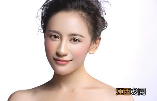 气垫CC霜的正确使用 做完美裸妆达人