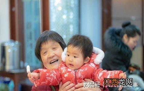 61岁大妈坦言：帮儿女带娃时，先讲好这4个条件，避免吃力不讨好