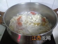 鸡汤面里面放什么菜好吃