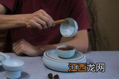 汝窑茶杯外面怎么开片