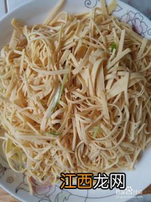 豆腐丝加什么菜拌