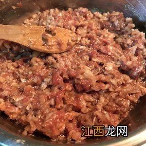 牛肉圆葱馅堆的是什么菜好