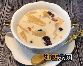 鲜奶炖什么好吃