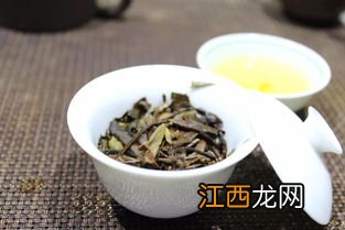 白茶茶饼怎么弄碎视频