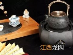 铁壶煮茶不发黑怎么办