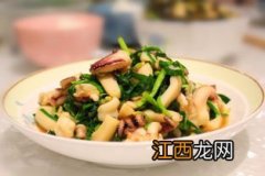 墨鱼用什么菜炒