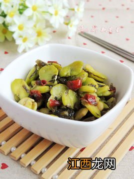 蚕豆煸炒多久放水