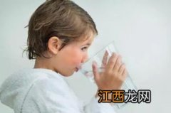 宝宝喝了茶水怎么办