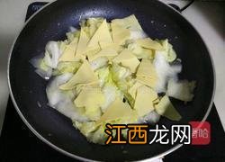 干豆腐炒白菜怎么做好吃法大全