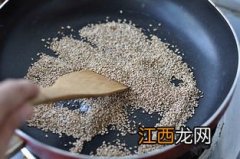 芝麻盐可以做什么好吃的