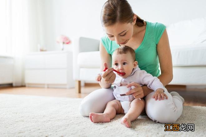 宝宝添加辅食时间要满足“七不要”,否则会伤害孩子的胃肠
