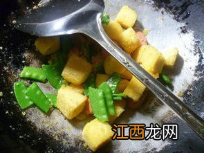 火腿肠炒玉米豌豆叫什么菜