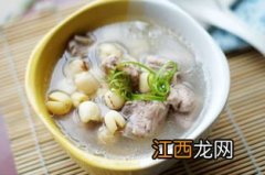 莲子炖排骨还炖什么