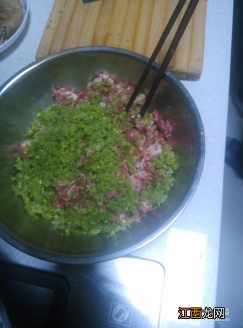 马肉馅蒸饺放什么配菜