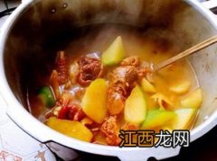 鸡肉炖萝卜什么最好