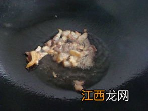 咸肉里放什么煮好吃