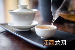 茶杯泡茶怎么放茶叶