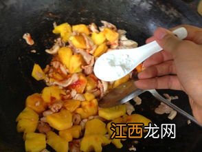 菠萝炒鸡肉用什么醋