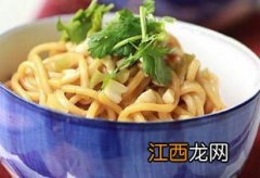 豆腐可以和什么一起做拌面