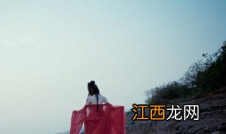 笑傲江湖主题曲 主题曲是沧海一声笑