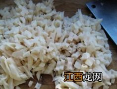 藕配什么做饺子馅