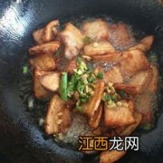 大白菜烧肉肉怎么切