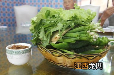 干豆腐卷葱再配点什么菜