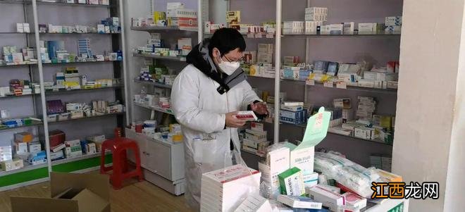 捐出1104颗退烧药!他的“借口”让人瞬间破防