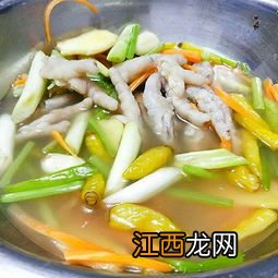 泡椒鸡脚冷水下锅煮多久