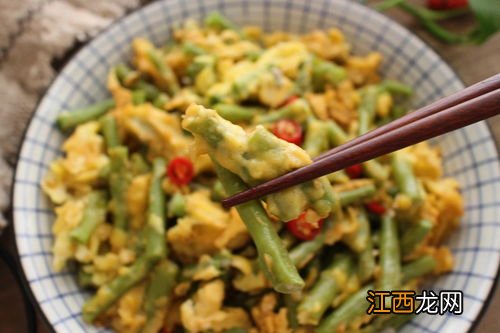 家里只有鸡蛋 豆角可以做什么菜