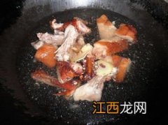 鸭架汤里面放什么菜好