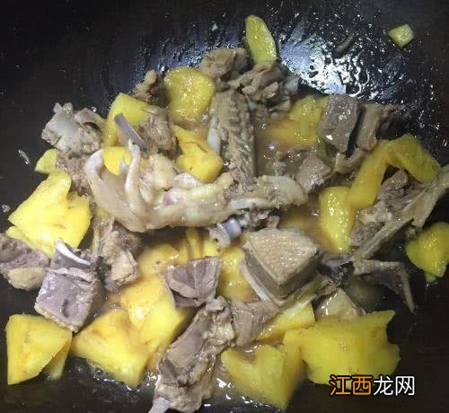 菠萝焖鸭怎么做好吃吗