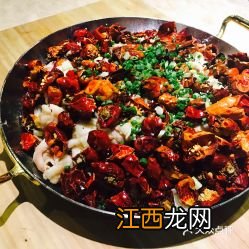 干锅脆鱼底料用什么好