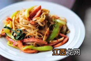 什么菜跟蘑菇炒