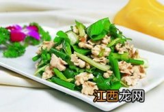 青菜炒肉丝先炒什么