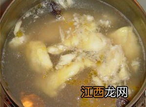 榴莲煲鸡汤用什么材料