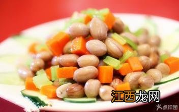 盐水煮花生仁要先泡多久