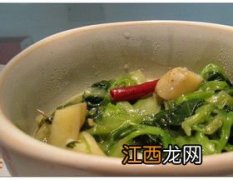 土豆熬菠菜多久