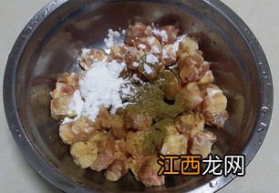 孜然鸡脆骨炸多久