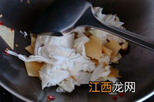 白菜炒干豆腐怎么炒好吃吗