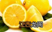 巧喝柠檬水可以让女人美白肌肤