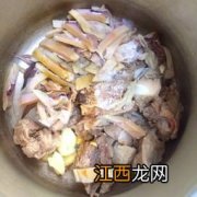 八爪鱼炖汤怎么炖