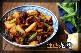 腊鸭子跟什么炒才好吃