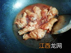 炖鸡翅根放什么青菜好