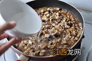 罐装香菇肉酱可以煮什么菜