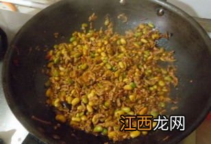 青豆炒肉 多久熟