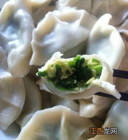 韭菜鸡蛋水饺配什么吃